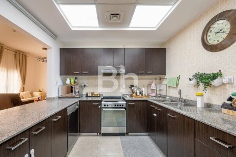 Appartement à Remraam, Dubai, 3 chambres, 205 m², № 57910 - photo 11