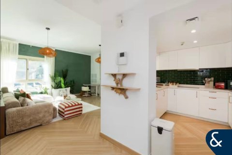 Apartment in AL DHAFRAH in Greens, Dubai 1 bedroom, 71 sq.m. № 99111 - photo 8