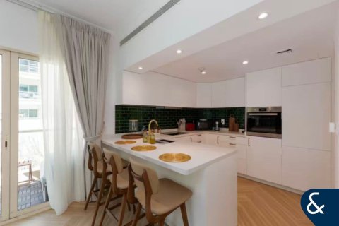 Apartment in AL DHAFRAH in Greens, Dubai 1 bedroom, 71 sq.m. № 99111 - photo 5