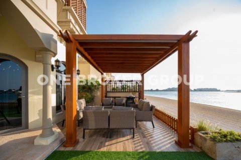 Villa à Palm Jumeirah, Dubai, 4 chambres, 657 m², № 416 - photo 20