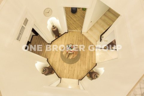 Villa à Palm Jumeirah, Dubai, 4 chambres, 622.4 m², № 415 - photo 3