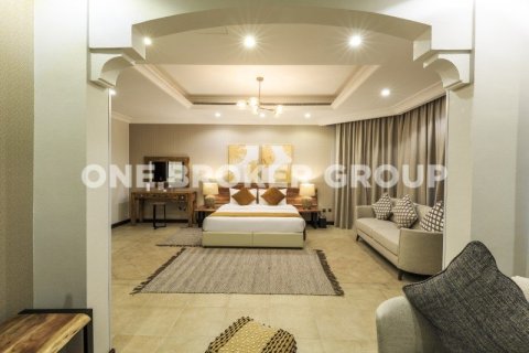Villa à Palm Jumeirah, Dubai, 4 chambres, 622.4 m², № 415 - photo 9