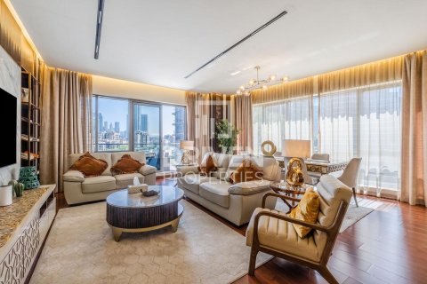 Appartement à South Ridge, Downtown Dubai (Downtown Burj Dubai), Dubai, 2 chambres, 155.89 m², № 128629