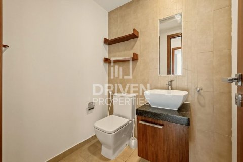 Apartment in Bay Square, Business Bay, Dubai 1 bedroom, 113.71 sq.m. № 128630 - photo 7