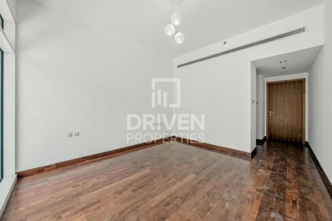 Apartment in Bay Square, Business Bay, Dubai 1 bedroom, 113.71 sq.m. № 128630 - photo 9