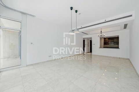 Apartment in Bay Square, Business Bay, Dubai 1 bedroom, 113.71 sq.m. № 128630 - photo 2
