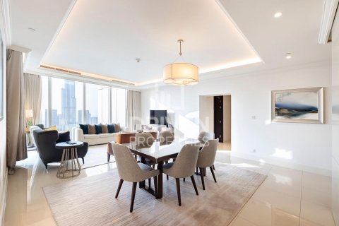 Apartamento en The Address Residence Fountain Views, Downtown Dubai (Downtown Burj Dubai), Dubai, 3 dormitorios, 203 m², № 19121 - foto 2