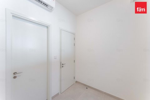 Снять в аренду таунхаус в Дубае: 3 спальни, 168.4м², № 58114 - фото 21