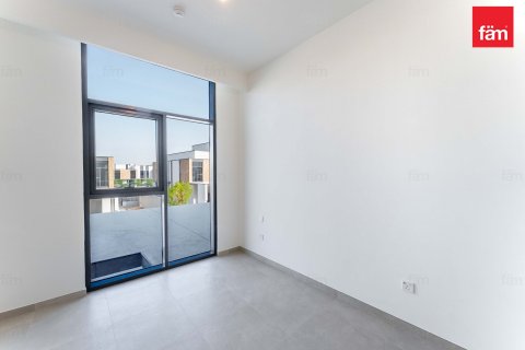 Снять в аренду таунхаус в Дубае: 3 спальни, 168.4м², № 58114 - фото 25