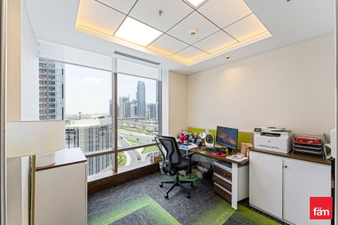 Office in Dubai 451.3 sq.m. № 115083 - photo 30