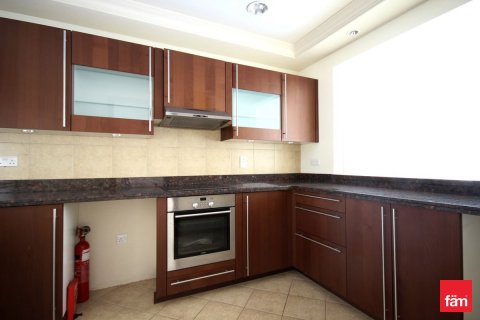 Снять в аренду квартиру в Пальме Джумейре, Дубай: 2 спальни, 175.2м², № 115085 - фото 10