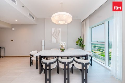Apartment in Business Bay, Dubai 3 bedrooms, 176.5 sq.m. № 115089 - photo 11