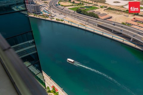 Apartment in Business Bay, Dubai 3 bedrooms, 176.5 sq.m. № 115089 - photo 24