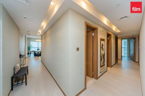 Apartment in Business Bay, Dubai 3 bedrooms, 176.5 sq.m. № 115089 - photo 14