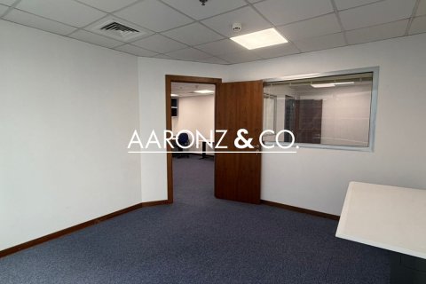 Office in Business Bay, Dubai 94 sq.m. № 96659 - photo 7