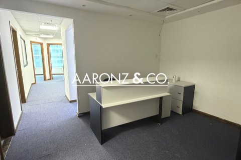 Office in Business Bay, Dubai 94 sq.m. № 96659 - photo 2