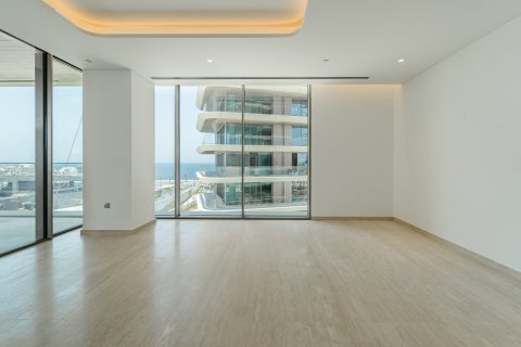 Apartment in Palm Jumeirah, Dubai 3 bedrooms, 559 sq.m. № 120381 - photo 7