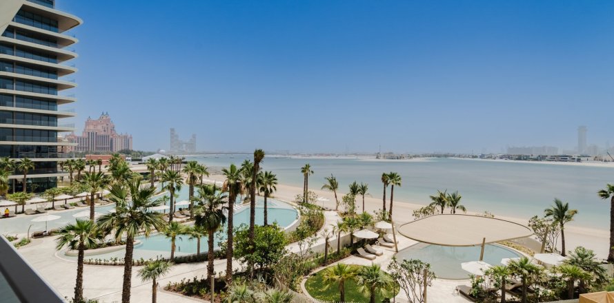Apartment in Palm Jumeirah, Dubai 3 bedrooms, 559 sq.m. № 120381