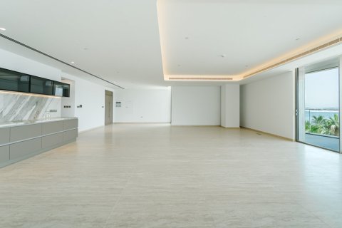 Apartment in Palm Jumeirah, Dubai 3 bedrooms, 559 sq.m. № 120381 - photo 2