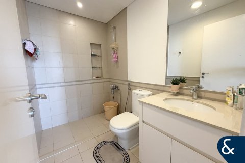 Apartment in Town Square, Dubai 3 bedrooms, 131 sq.m. № 98325 - photo 15