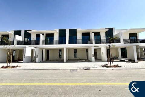 Купить таунхаус в The Valley, Дубай: 4 спальни, 240м², № 98314 - фото 2