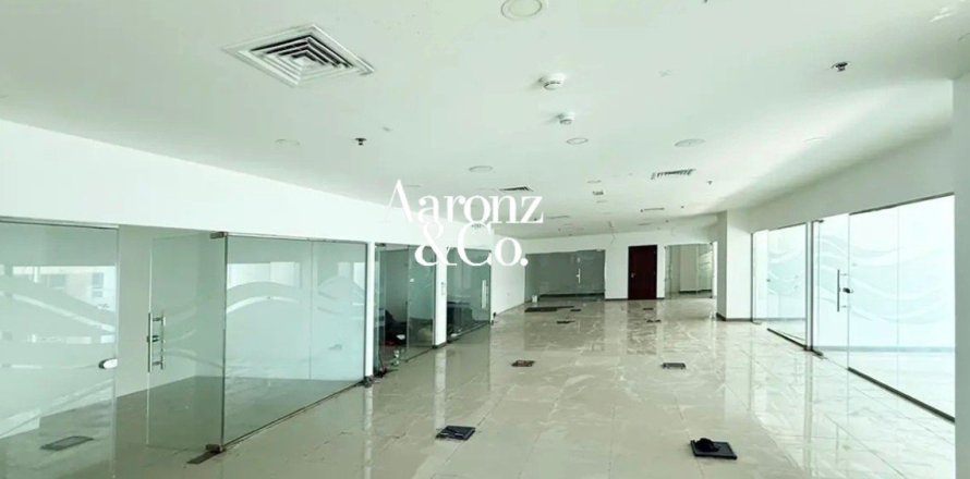 Офис в Бизнес-Бэе, Дубай, 312м², № 114455