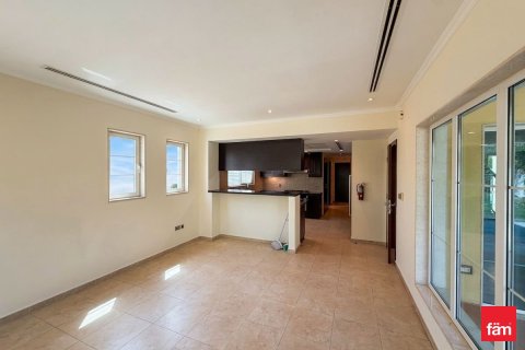Villa in Jumeirah Park, Dubai 3 bedrooms, 675.4 sq.m. № 114447 - photo 6