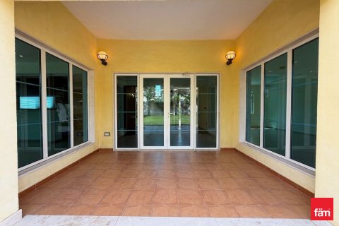 Villa in Jumeirah Park, Dubai 3 bedrooms, 675.4 sq.m. № 114447 - photo 3
