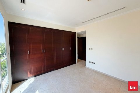 Villa in Jumeirah Park, Dubai 3 bedrooms, 675.4 sq.m. № 114447 - photo 20