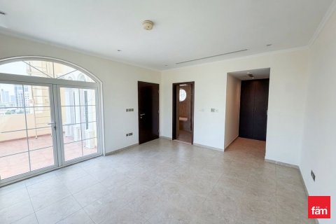 Villa in Jumeirah Park, Dubai 3 bedrooms, 675.4 sq.m. № 114447 - photo 10