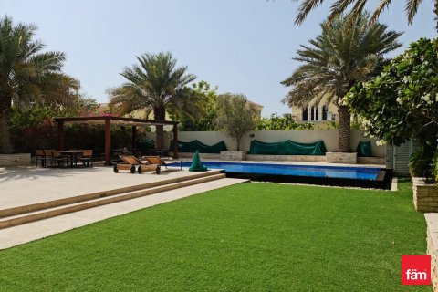 فيلا في دبي 3 غرف نوم, 807 م² رقم 48792 - صورة 18
