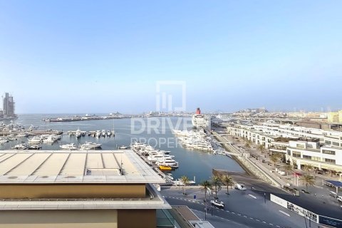 Apartment in Mina Rashid, Dubai 3 bedrooms, 153.1 sq.m. № 137089 - photo 2