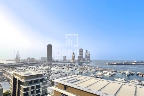 Квартира в Mina Rashid, Дубай, 3 спальни, 153.1м², № 137089