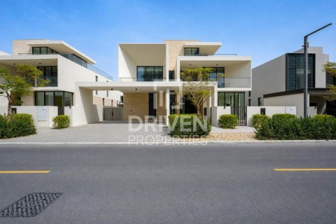 Villa in Dubai Hills Estate, Dubai 5 bedrooms, 960.25 sq.m. № 137084