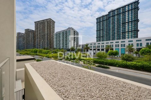 Villa in Dubai Hills Estate, Dubai 5 bedrooms, 960.25 sq.m. № 137084 - photo 27