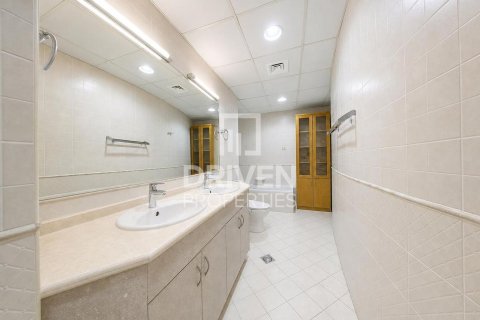 Duplex in Dubai Marina, Dubai 3 bedrooms, 220.83 sq.m. № 137090 - photo 14