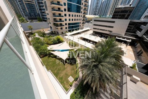Duplex in Dubai Marina, Dubai 3 bedrooms, 220.83 sq.m. № 137090 - photo 21