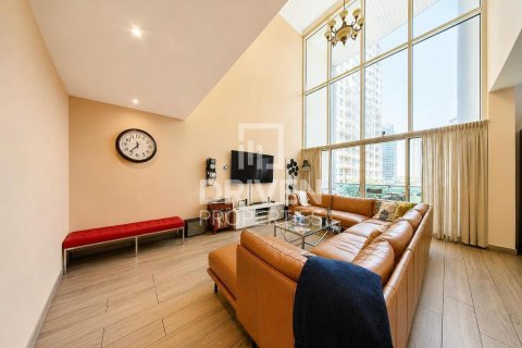 Duplex in Dubai Marina, Dubai 3 bedrooms, 220.83 sq.m. № 137090 - photo 11