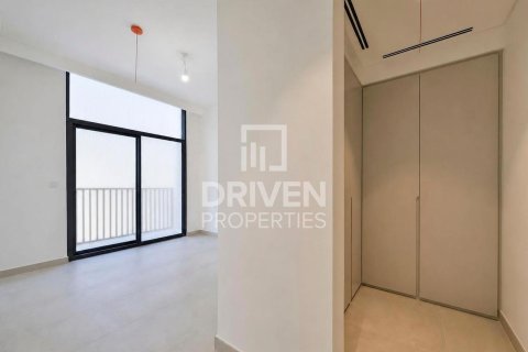 Adosado en Mudon, Dubai, 4 dormitorios, 262.92 m², № 134202 - foto 9