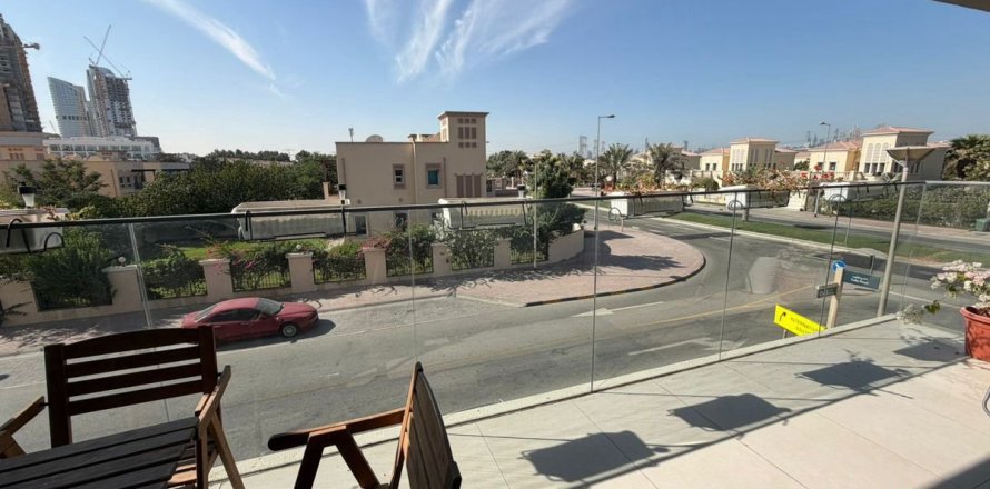 Apartamento en Dubai, 1 dormitorio, 77.9 m², № 76828