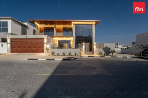 Villa en Al Furjan, Dubai, 6 dormitorios, 603.9 m², № 76832 - foto 1