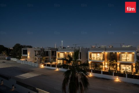 Villa en Al Furjan, Dubai, 6 dormitorios, 603.9 m², № 76832 - foto 13
