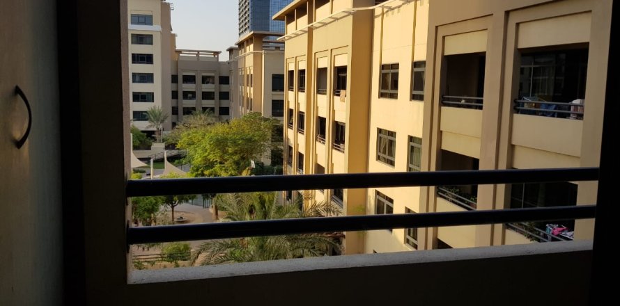 Apartment in Al Nakheel, Greens, Dubai 2 bedrooms, 153.29 sq.m. № 1098