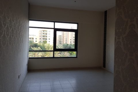 Apartment in Al Nakheel, Greens, Dubai 2 bedrooms, 153.29 sq.m. № 1098 - photo 6