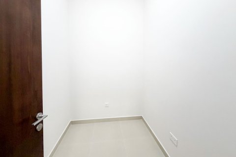 Villa in Al Aweer, Dubai 4 bedrooms, 744.73 sq.m. № 134048 - photo 15