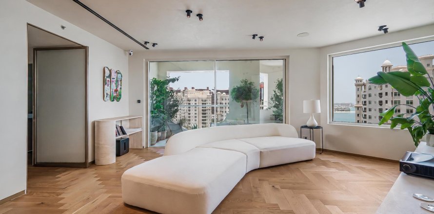 Apartamento en Palm Jumeirah, Dubai, 3 dormitorios, 202.62 m², № 134047