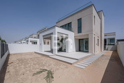 Снять в аренду виллу в Arabian Ranches 3, Дубай: 3 спальни, 328м², № 21913 - фото 17