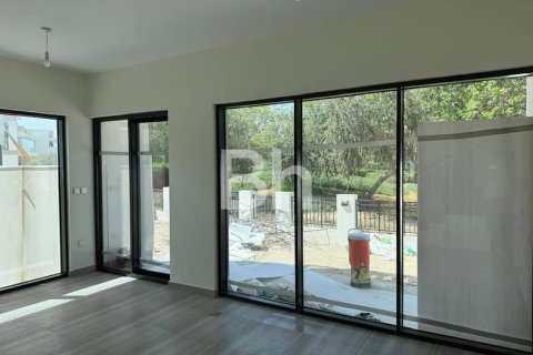 Villa in DAMAC Hills (Akoya by DAMAC), Dubai 4 bedrooms, 388 sq.m. № 21912 - photo 4