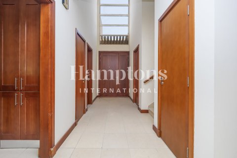 Снять в аренду виллу в Arabian Ranches 2, Дубай: 3 спальни, 594.57920000м², № 63803 - фото 15