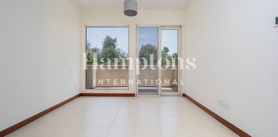 Вилла в Arabian Ranches 2, Дубай, 3 спальни, 594.579м², № 63803